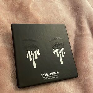 Kylie Jenner Bronze Palette